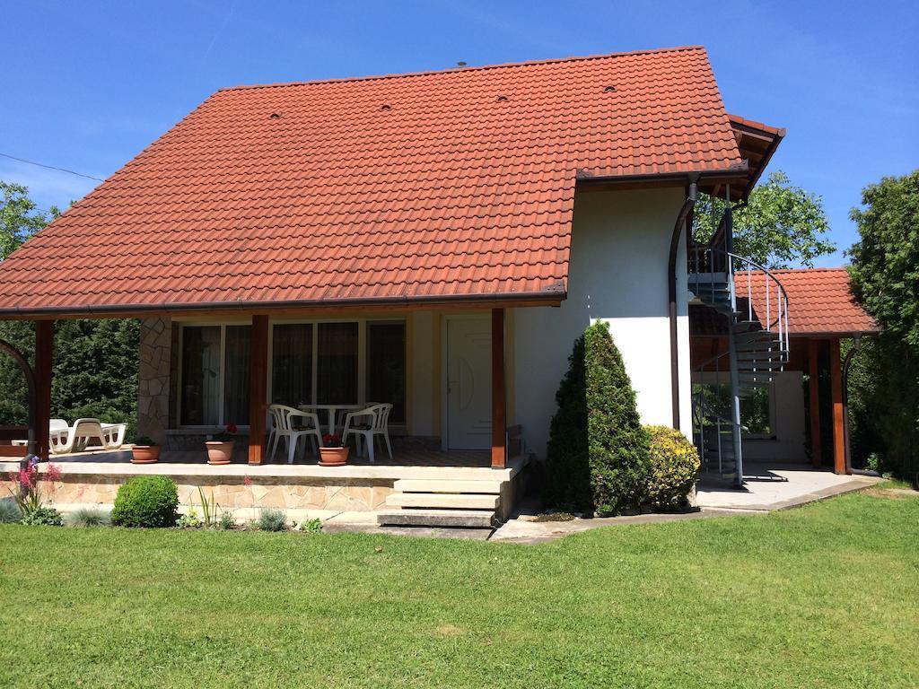 Frankie Holiday Apartment I. Balatongyörök Cameră foto